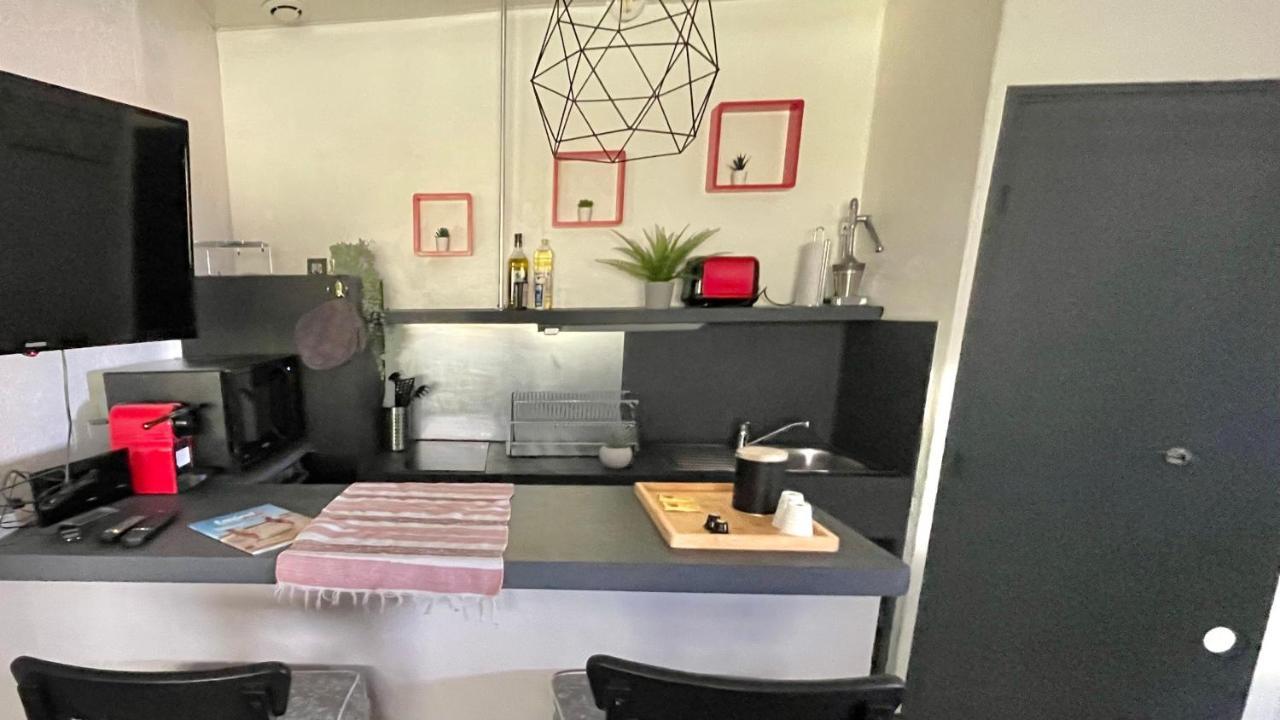 Studio Cocooning Hauteur De Saint-Raphael Bagian luar foto