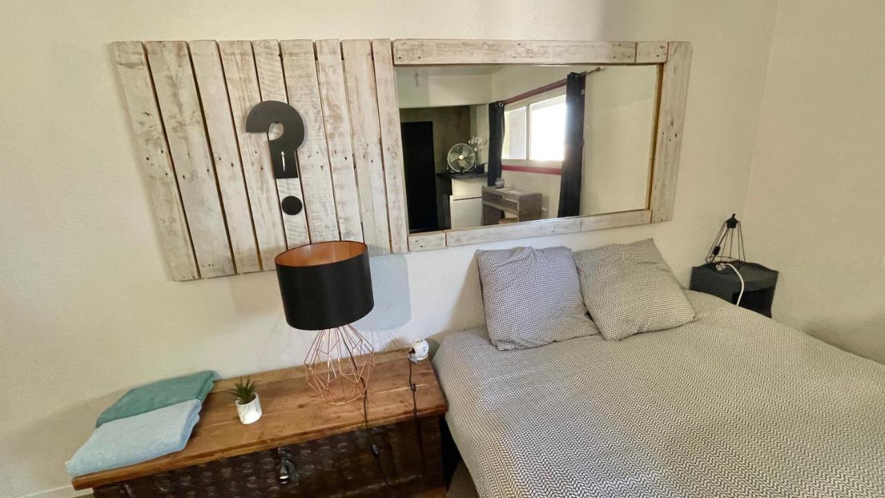 Studio Cocooning Hauteur De Saint-Raphael Bagian luar foto